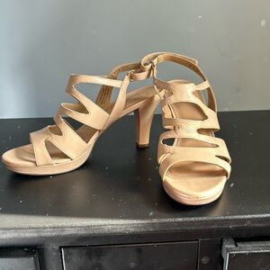 Gorgeous, never worn!